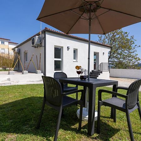Solpor Galitrips - Apartamentos Corcubión Buitenkant foto
